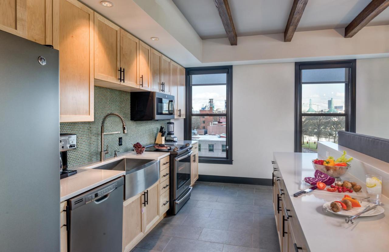 Worldmark Portland Waterfront Park Екстер'єр фото